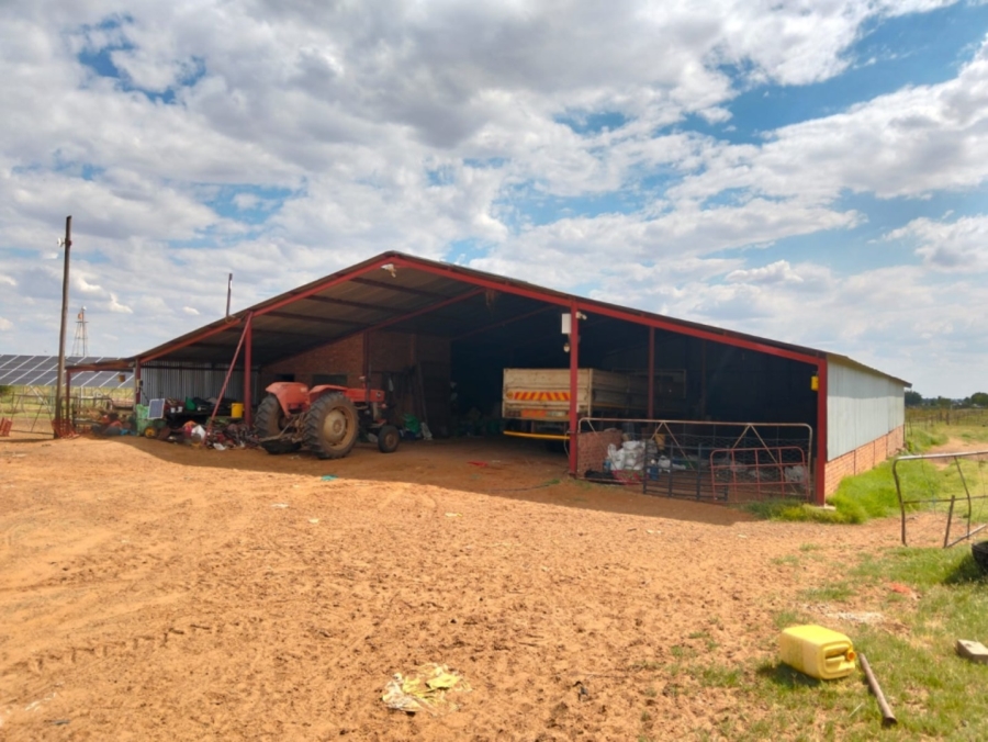 4 Bedroom Property for Sale in Bainsvlei Free State
